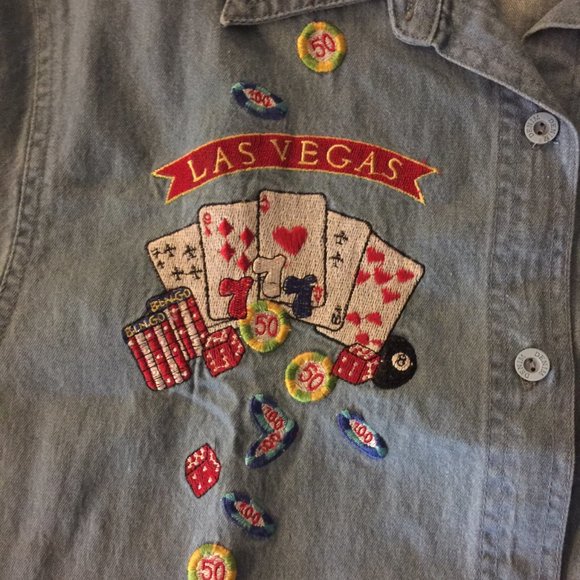 Las Vegas Nevada Poker Chips Blue Denim Button - Picture 5 of 7